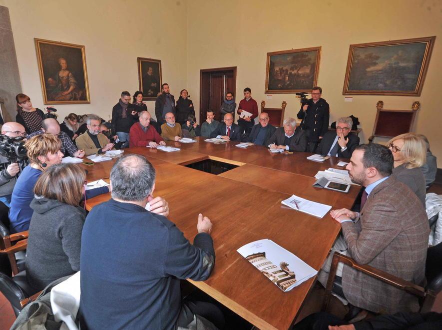 «Non ci sarà un boom di turisti e l’economia reale affonda»