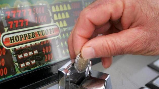 Spot dei gratta e vinci vietati dalle 7 alle 22 per salvare gli anziani
