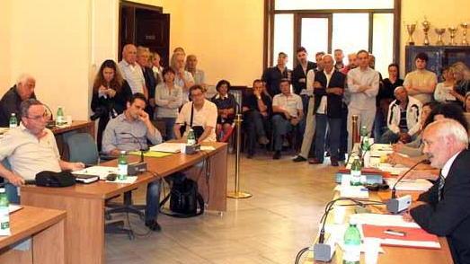 Montignoso, la minoranza Dem non ci sta