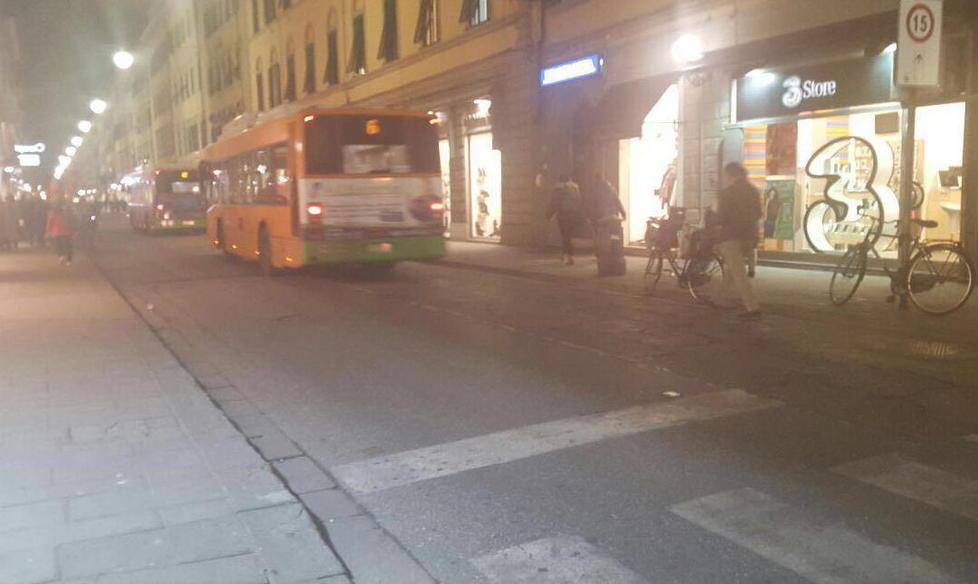 Autobus in via Ricasoli ancora per una settimana