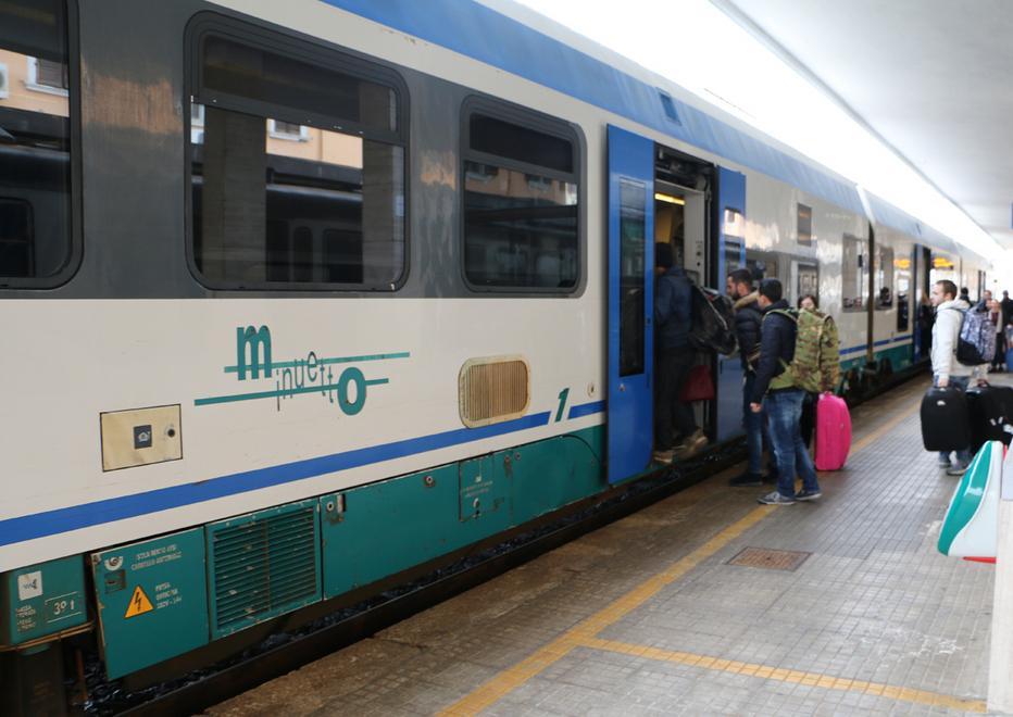 Delusione tra i passeggeri: «Non è cambiato nulla» 
