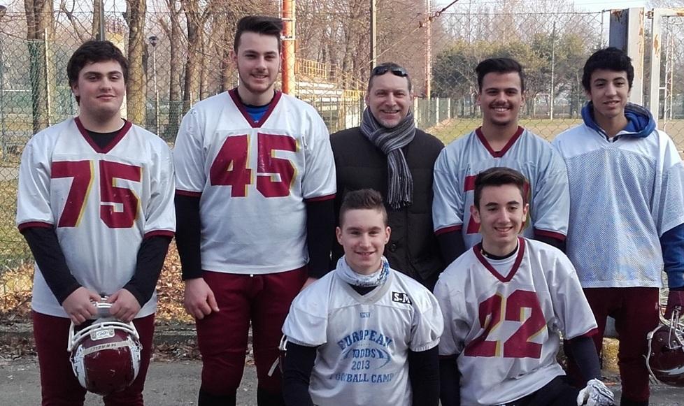 Sei giovani Hogs in azzurro