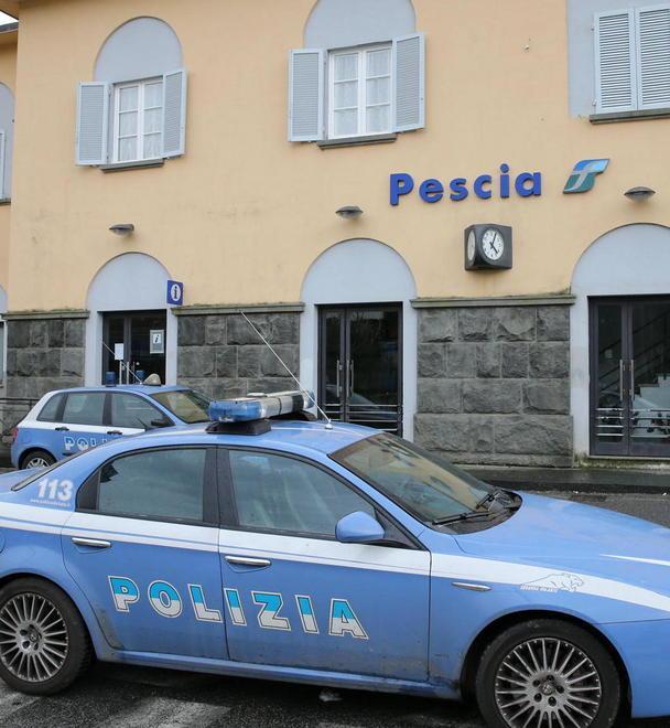 Spaccia eroina vendendo fazzoletti 