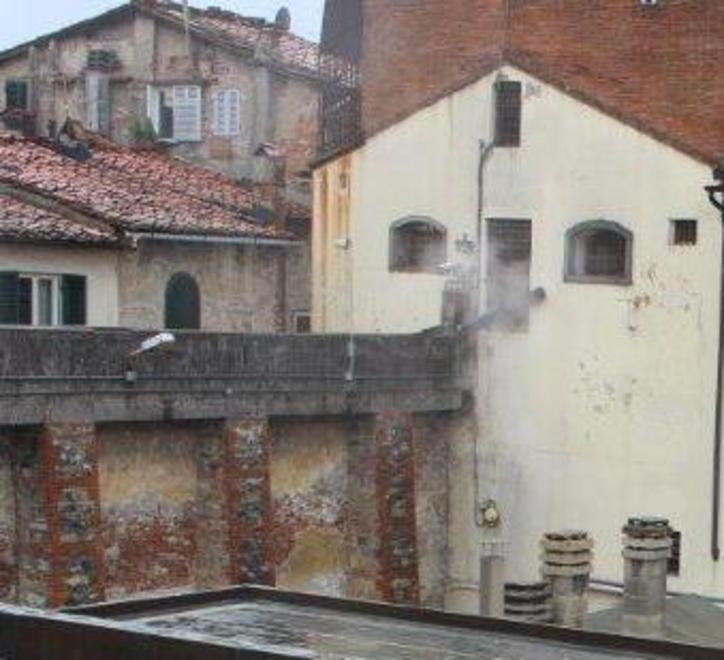 Ore 10, San Giorgio: Mallegni torna nella cella numero 17 che lo ospitò 39 giorni 