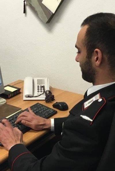 Denunce dei carabinieri per truffe via web