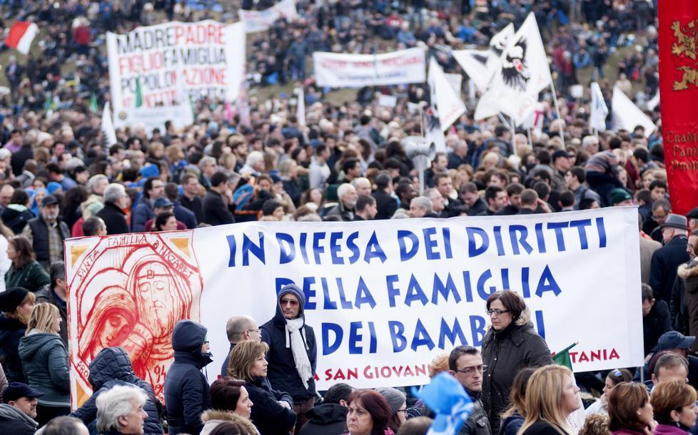Tanti ferraresi al Family Day per diro no alla stepchild