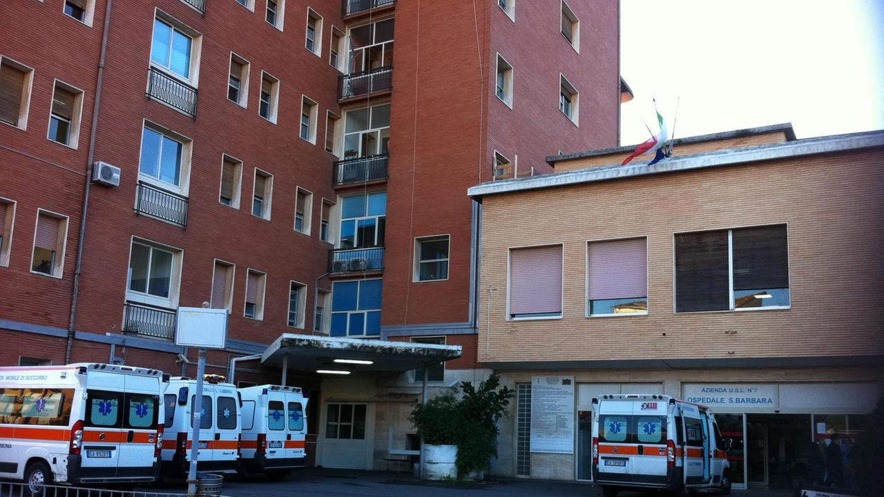 Iglesias, blocco stradale dei lavoratori: in ospedale una manifestante colta da malore