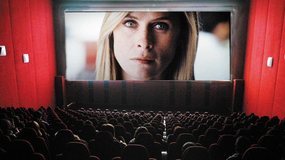 Si riaccendono gli schermi: la Sardegna riscopre il cinema 