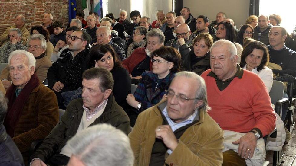 Una riunione al Tce prima della fiaccolata
