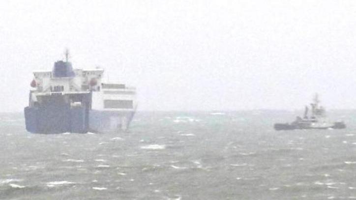 Collisione nella notte tra due navi in rada