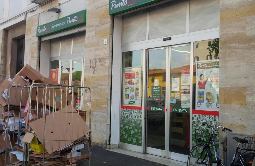 Rubano i soldi per Ginevra: ripresi dal video 