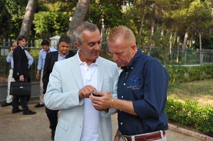 Da sinistra, in primo piano, Eugenio Ascari e Andrea Bagnoli