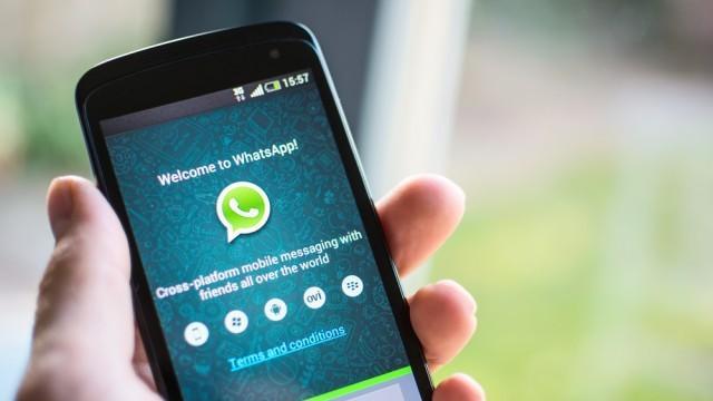 Due ragazzine “massacrate” via chat