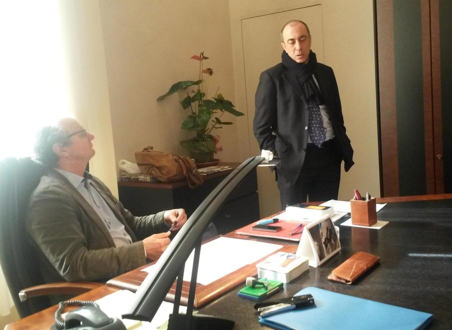 Dalla pistola a salve alla scelta del cappio 