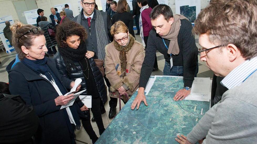 Camaiore e Massarosa ribadiscono il no all’elettrodotto