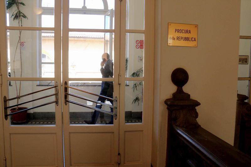 L'ingresso della Procura di Livorno