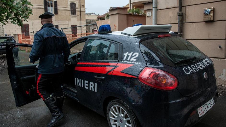 Una pattuglia di carabinieri