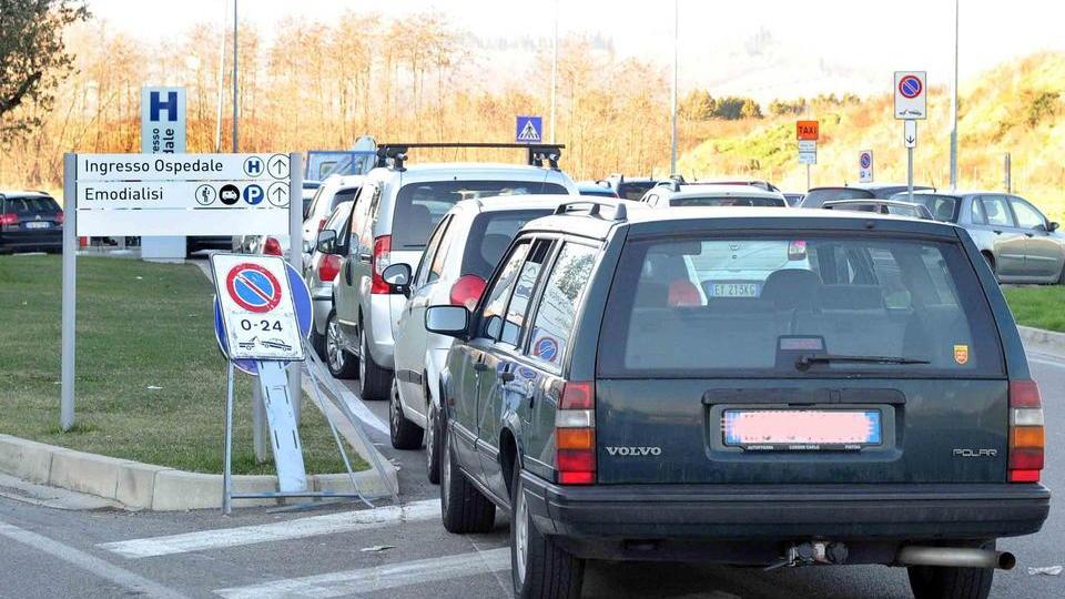 I parcheggi fuorilegge non si fermano