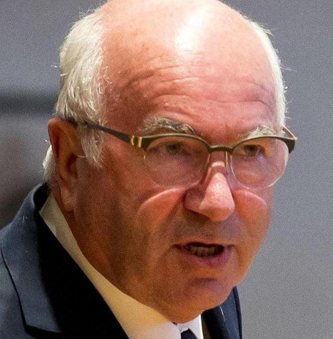 L’Italia si schiera con Gianni Infantino: è giovane ed entusiasta