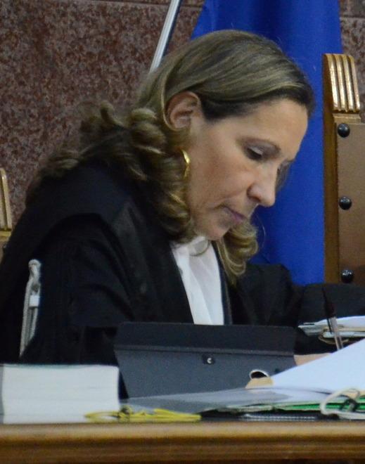 Dipendente vessato, quattro a giudizio 