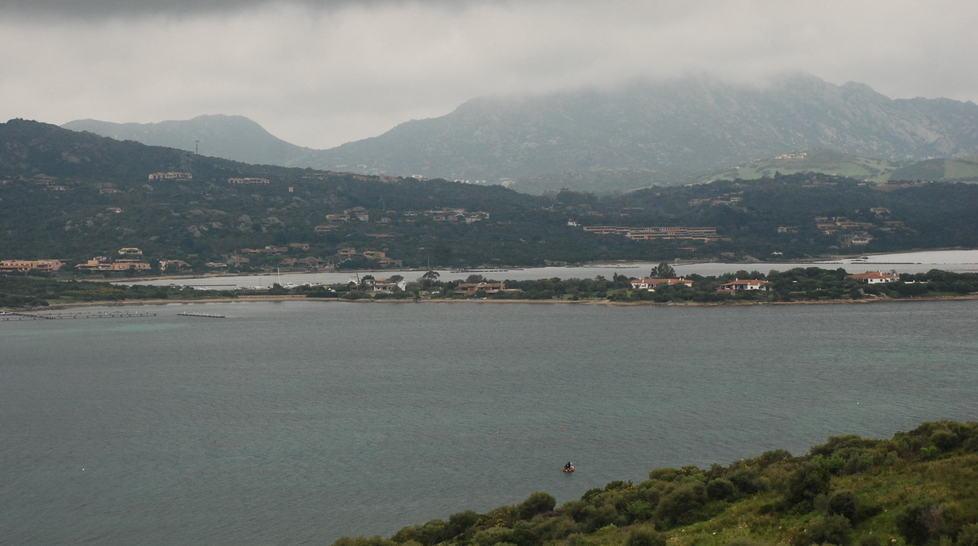 Un pontile minaccia l’oasi delle nacchere 