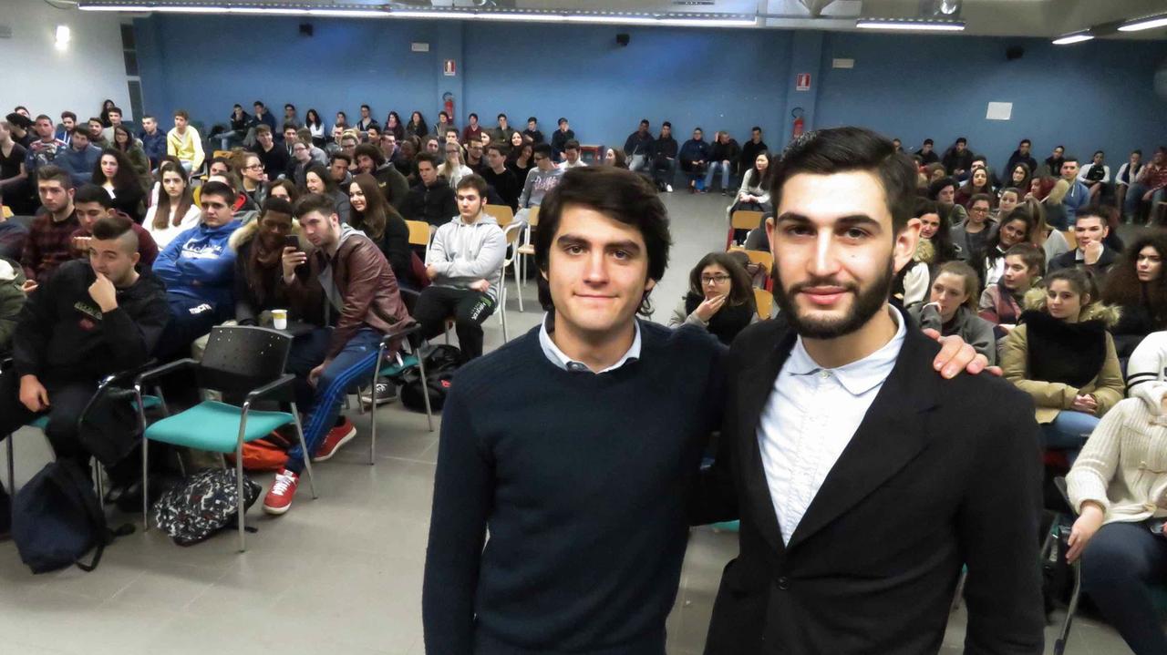 L'assemblea all'Istituto alberghiero Datini (foto Batavia)