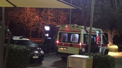 Barricati dentro il fast food per mezz’ora