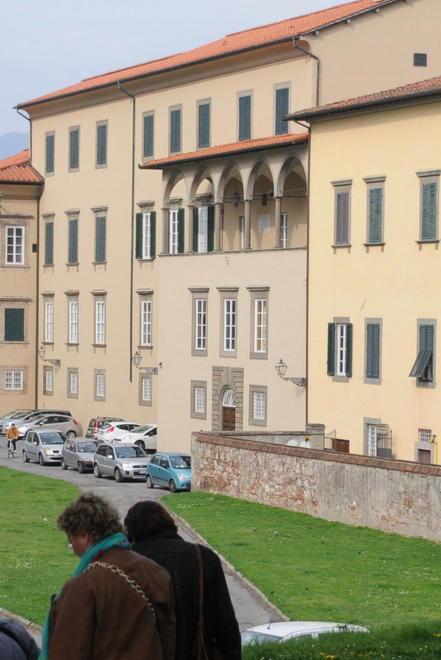Bando per le scuole in palio ci sono buoni acquisto libri
