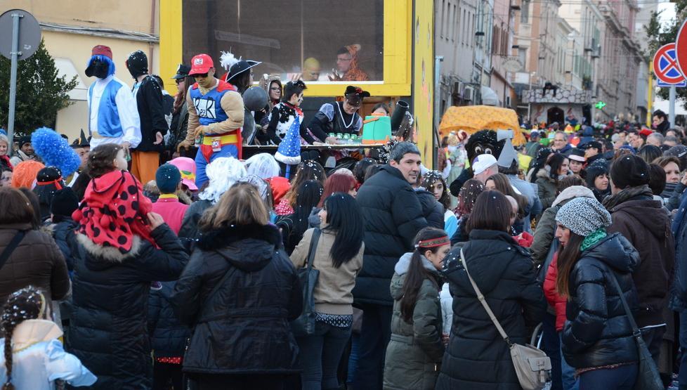 Sabato la mascherata dei macellai 