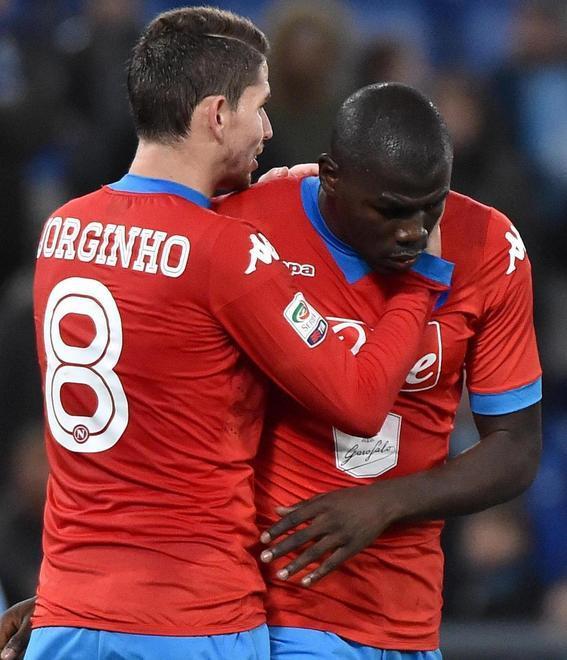Higuain e Callejon, il Napoli non molla 