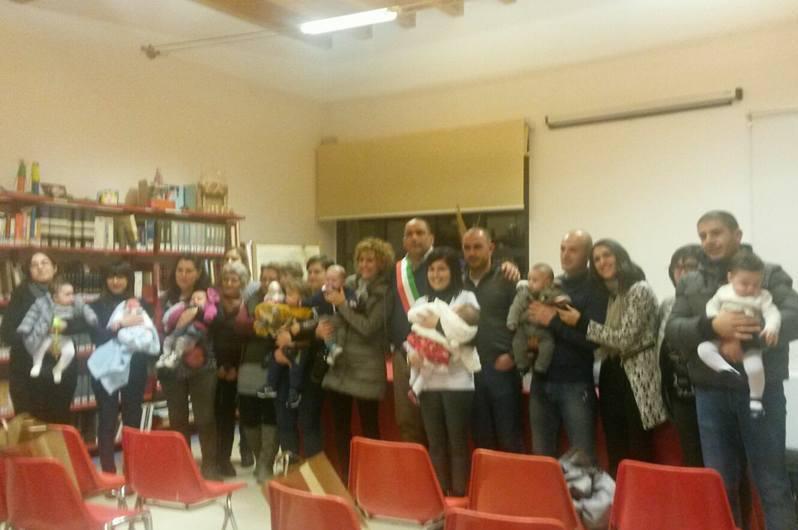 Pergamena, pigotta e leccio in dono ai bimbi nati nel 2015