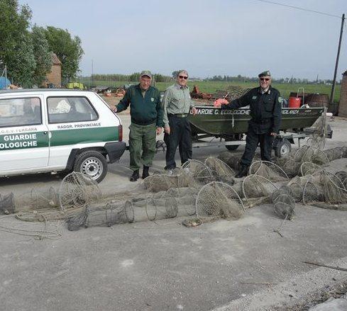 Pesca abusiva, soluzioni per poterla combattere 