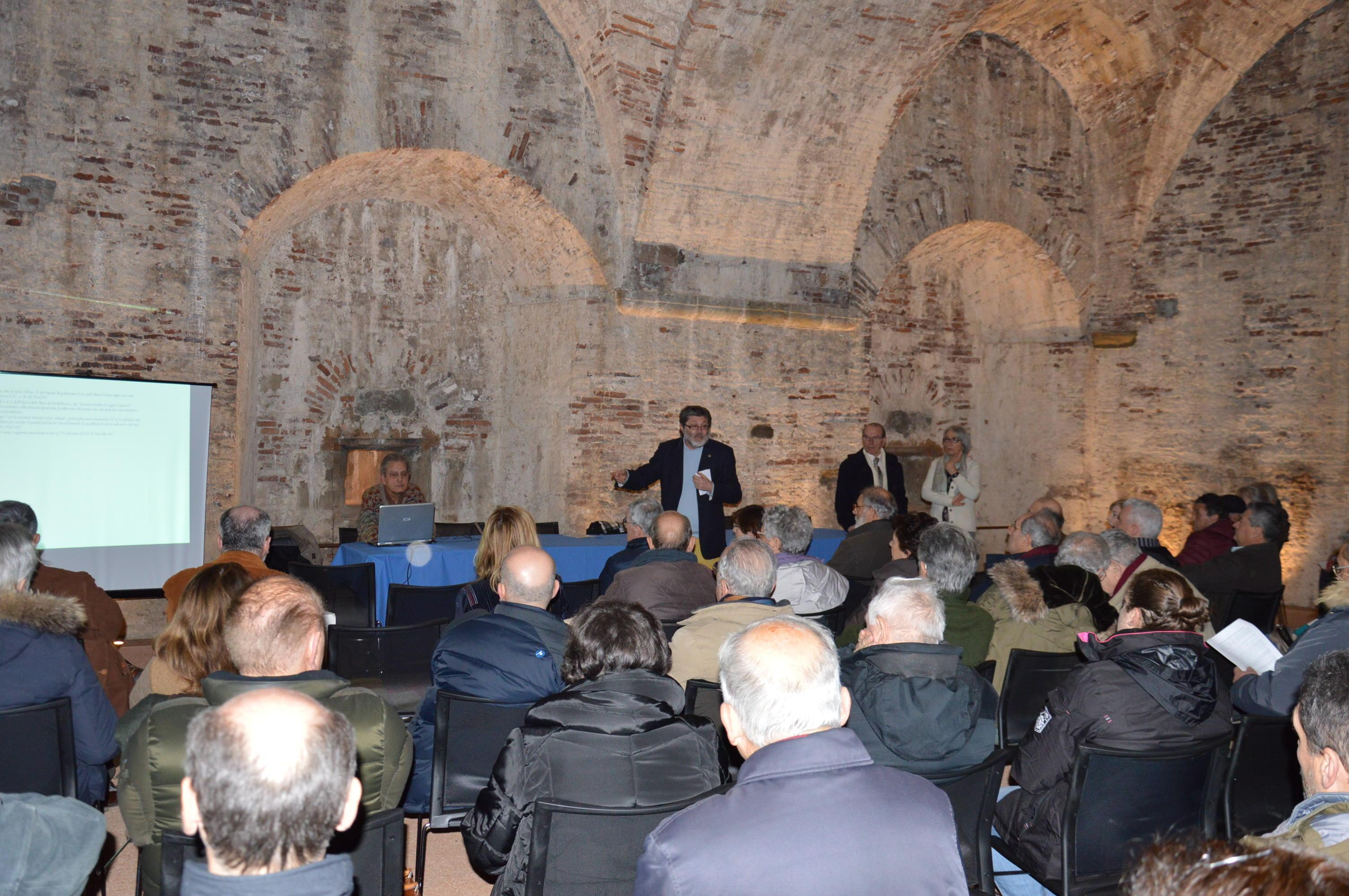 Il confronto sul bando per l'assegnazione delle Casermette Il confronto sul bando per l'assegnazione delle Casermette