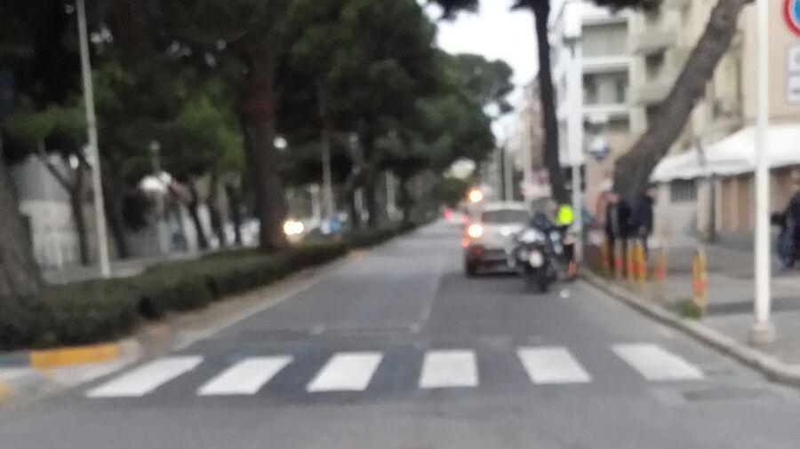 Cagliari, investe un 14enne sulle strisce pedonali