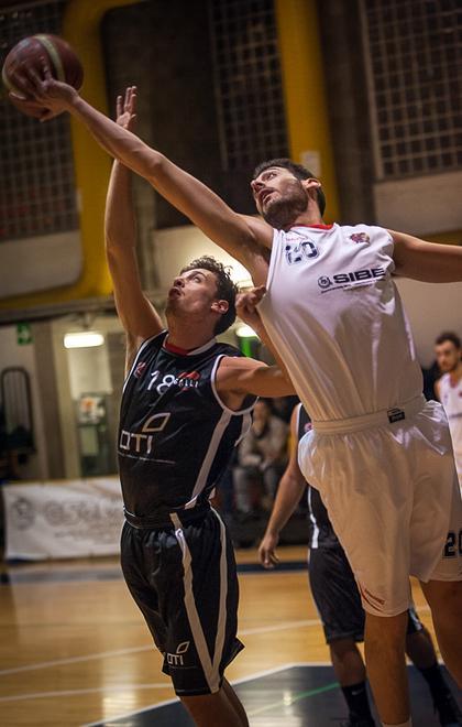 La Sibe gioca a Livorno il primo match ball