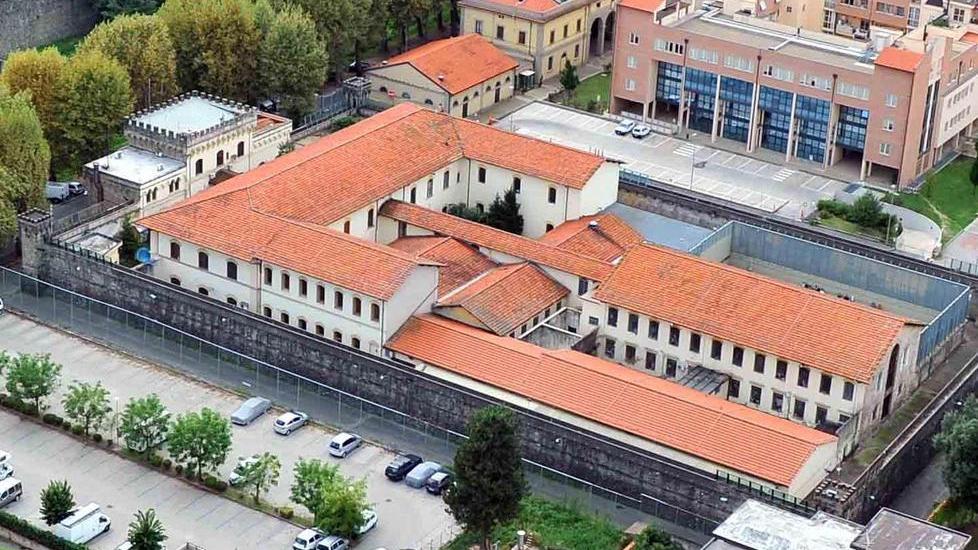 E il carcere lo riparano i detenuti