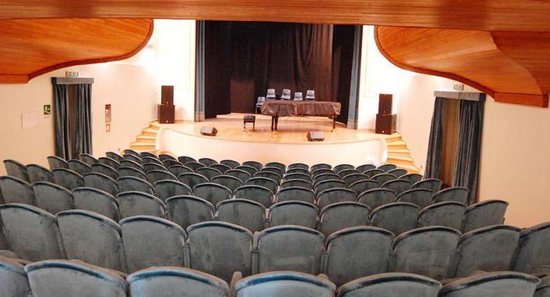Teatro Verdi, la gestione a una coop di Viterbo 