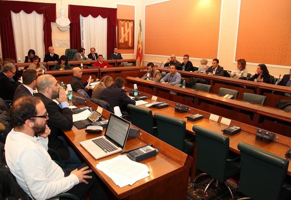 «Niente Consiglio ad Alghero, ci pensi il prefetto» 