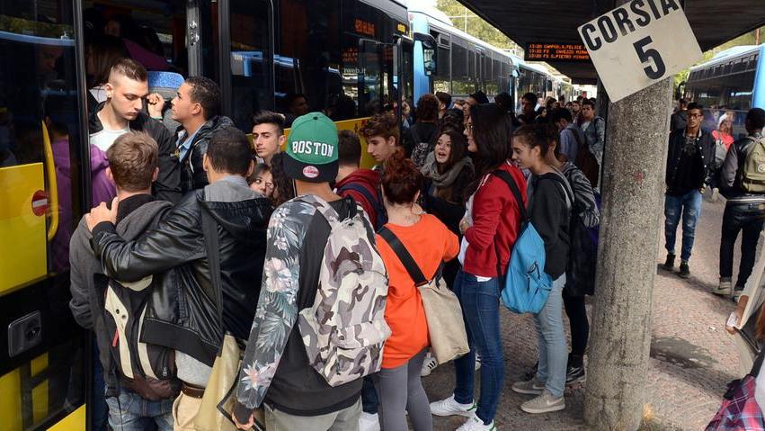 Modena, Seta annuncia: "Necessario tagliare i costi"