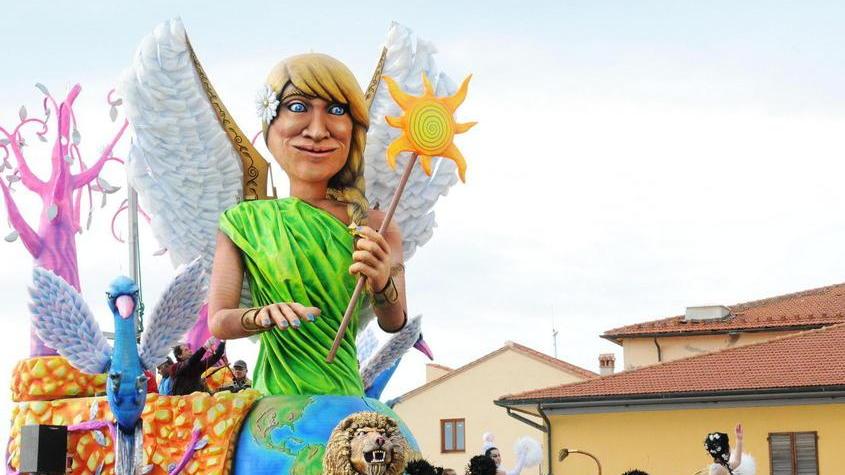 Weekend ricco tra Vespe, carri, elezione della Miss