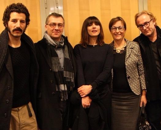 «Bello un pubblico che ride di sé» 