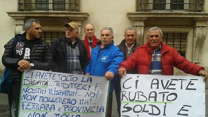 La protesta dei risparmiatori traditi