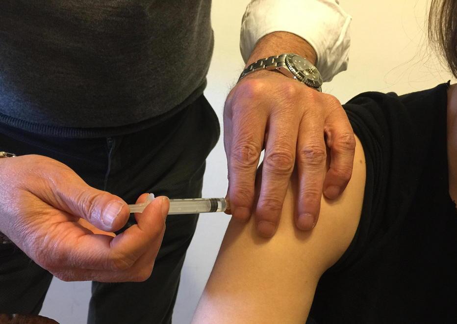 «Vaccinarsi al distretto? Io non ci sono riuscita»