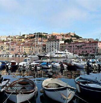 A bando 102 posti barca per i residenti 