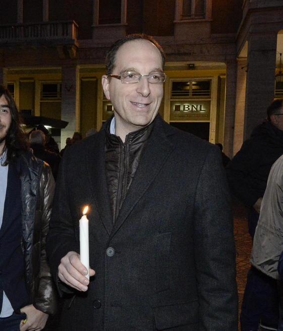  Vivarelli Colonna e Mascagni in piazza