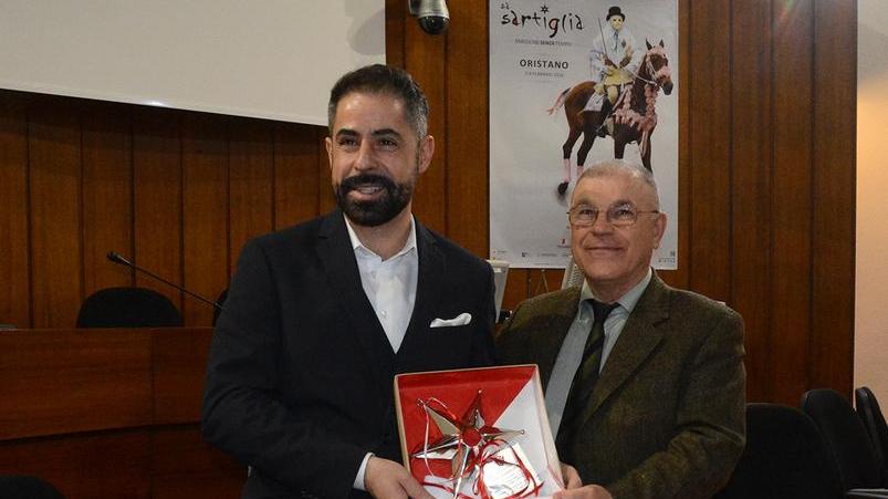 Oristanesi nel mondo, gaffe alla premiazione