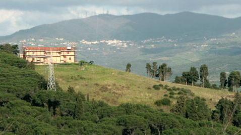 Una veduta dei colli dietro Rosignano, inseriti nel parco dei Monti livornesi