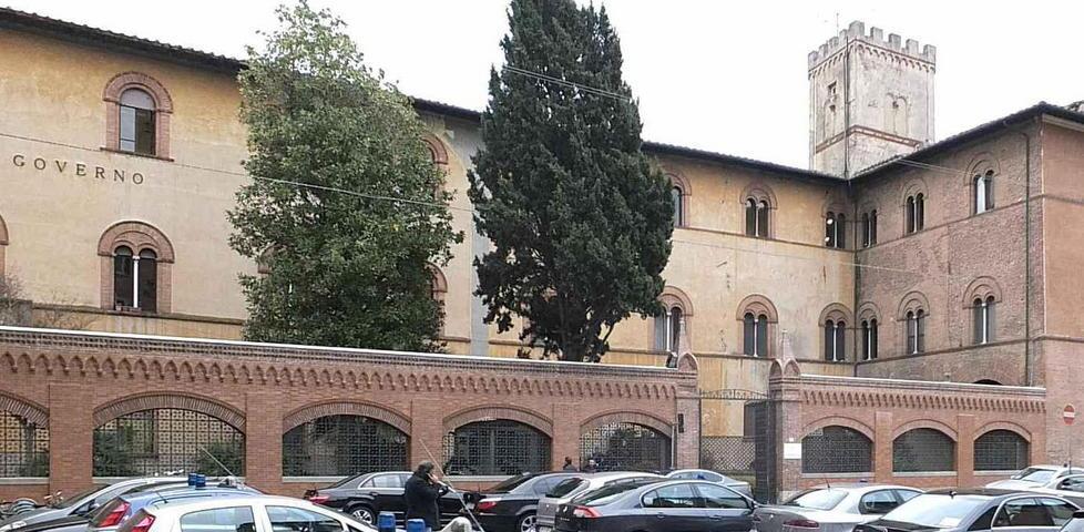 Prefettura e questura, sedi in vendita a prezzi di saldo 