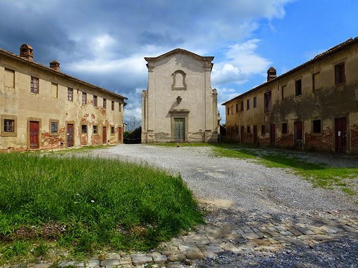 Ex borgo di Villa Saletta (PI) foto di Giacomo Zaganelli
