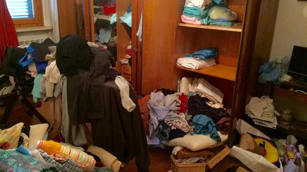 ladri hanno messo a soqquadro le camere della famiglia (foto Falorni)